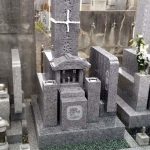高松市の地域墓地に庵治石細目の８寸和型墓石が完成しました。